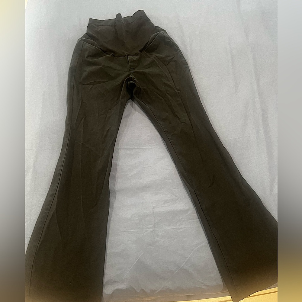 Old Navy Maternity slacks